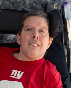 Head shot of artist Andy Lash.